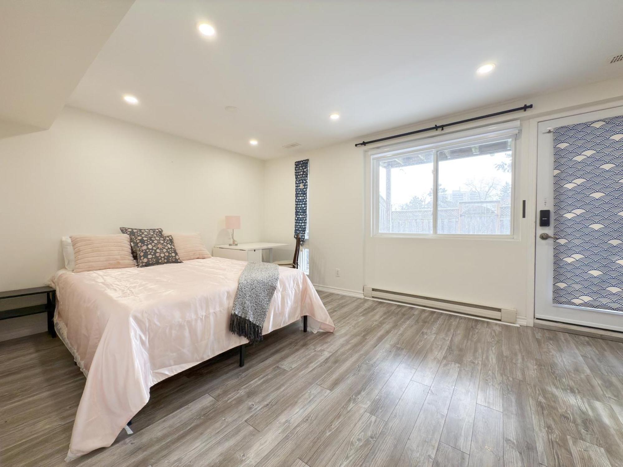Cozy Room With Private Bath Near Don Mills Subway Toronto Eksteriør billede